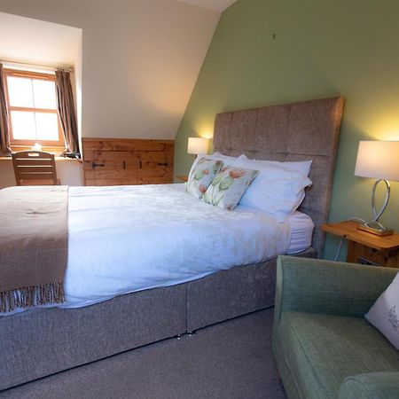 Redwood House Bed & Breakfast Greshornish Oda fotoğraf